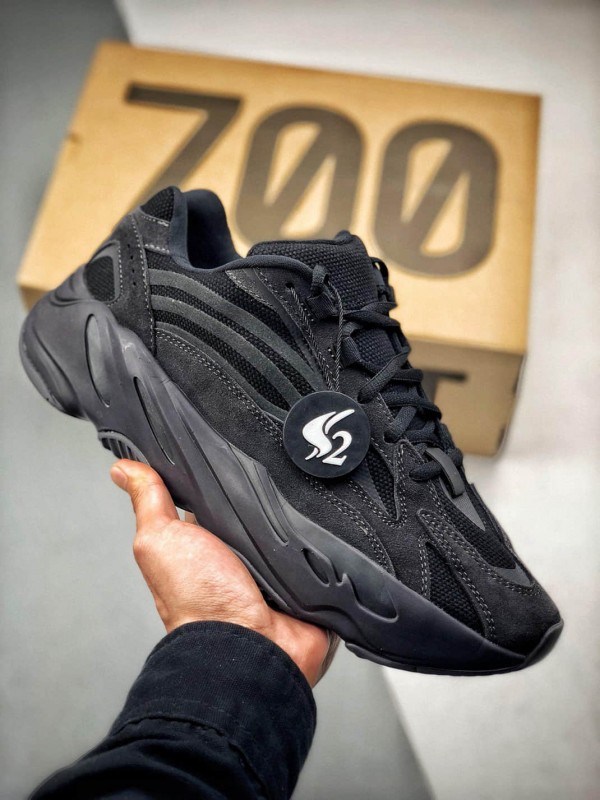 日本 Yeezy Boost 700 V2 スーパー コピー “ベンタ” FU6684 通販 ...