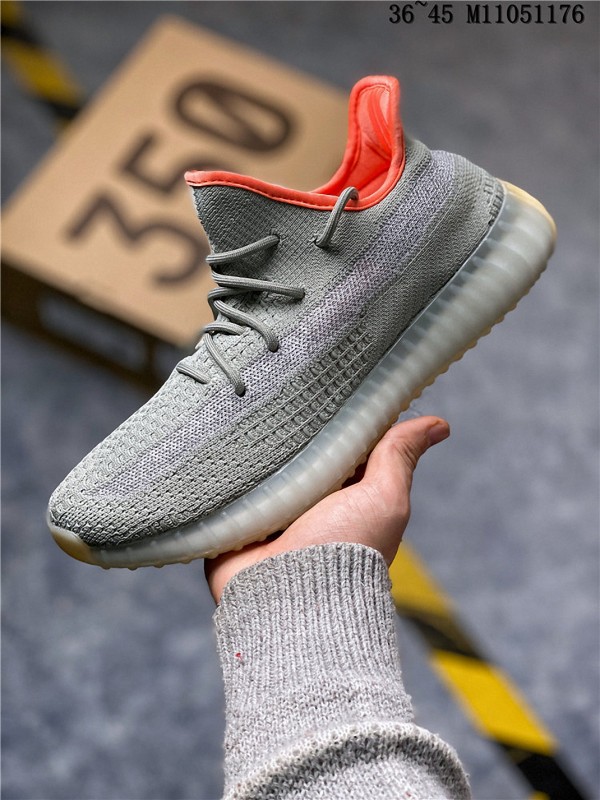 新作 Yeezy Boost 350 V2 デザート セージ 芸能人 スニーカー Yzys Jp